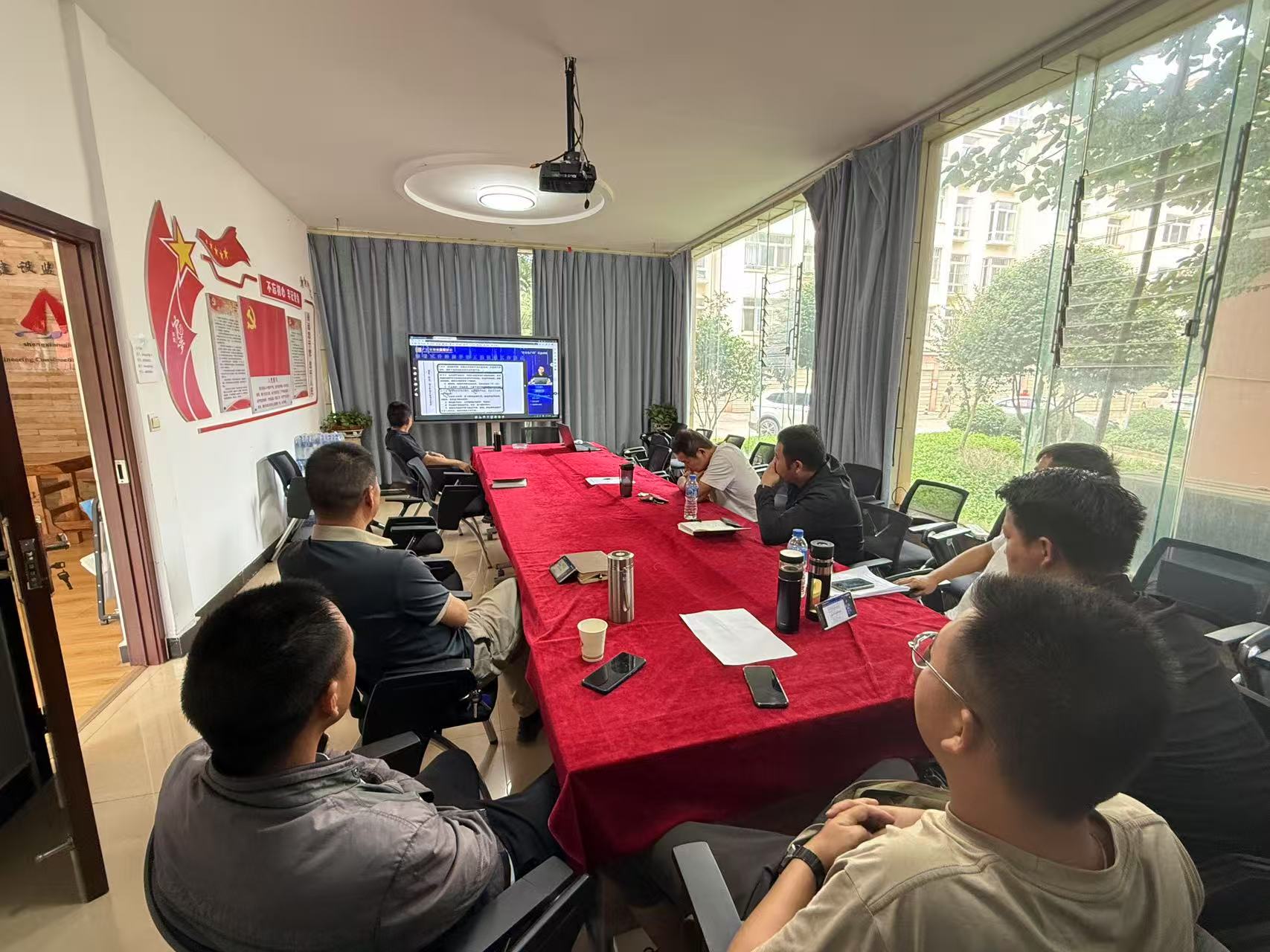 聚焦附着式升降脚手架工程监理要点 筑牢安全生产防线